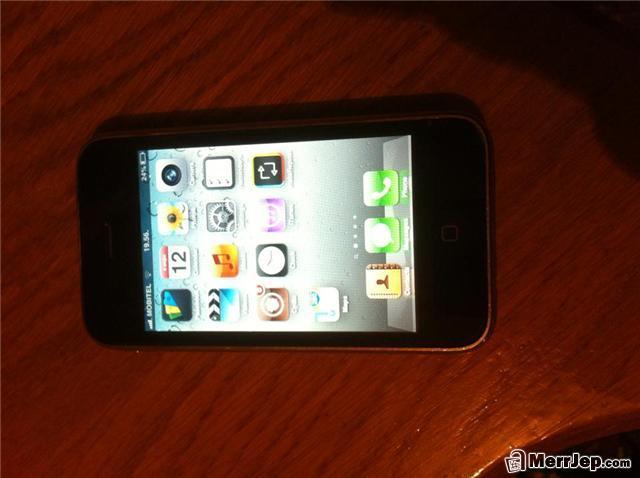 iPhone 3 