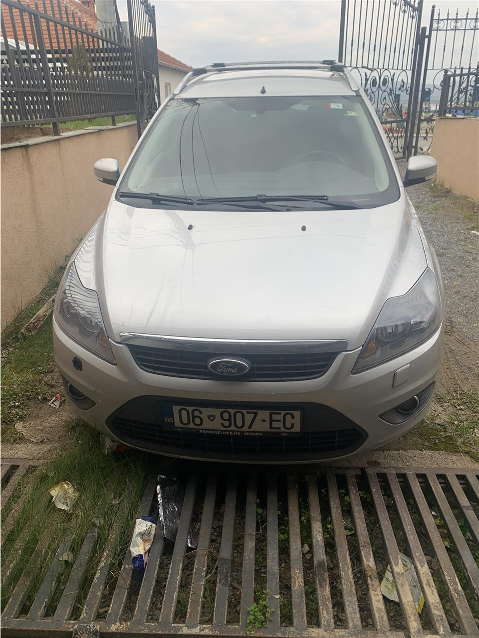 Shitet-Ford-focus