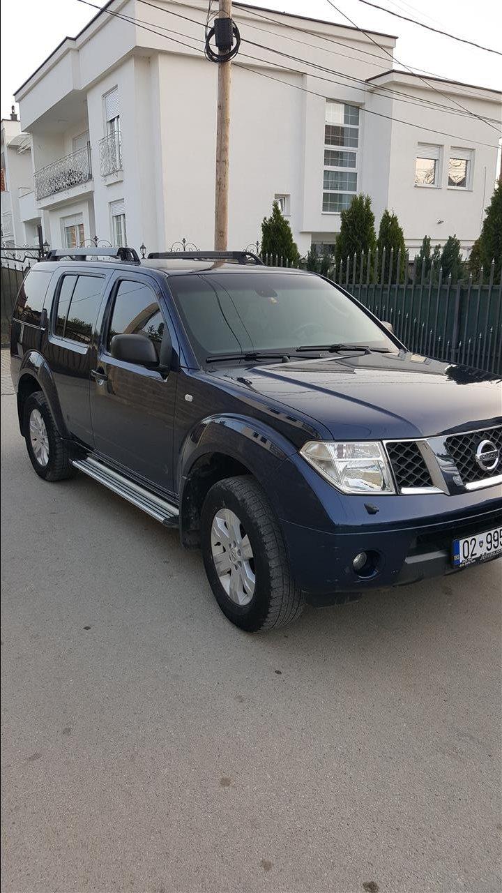 Nissan-pathfinder-