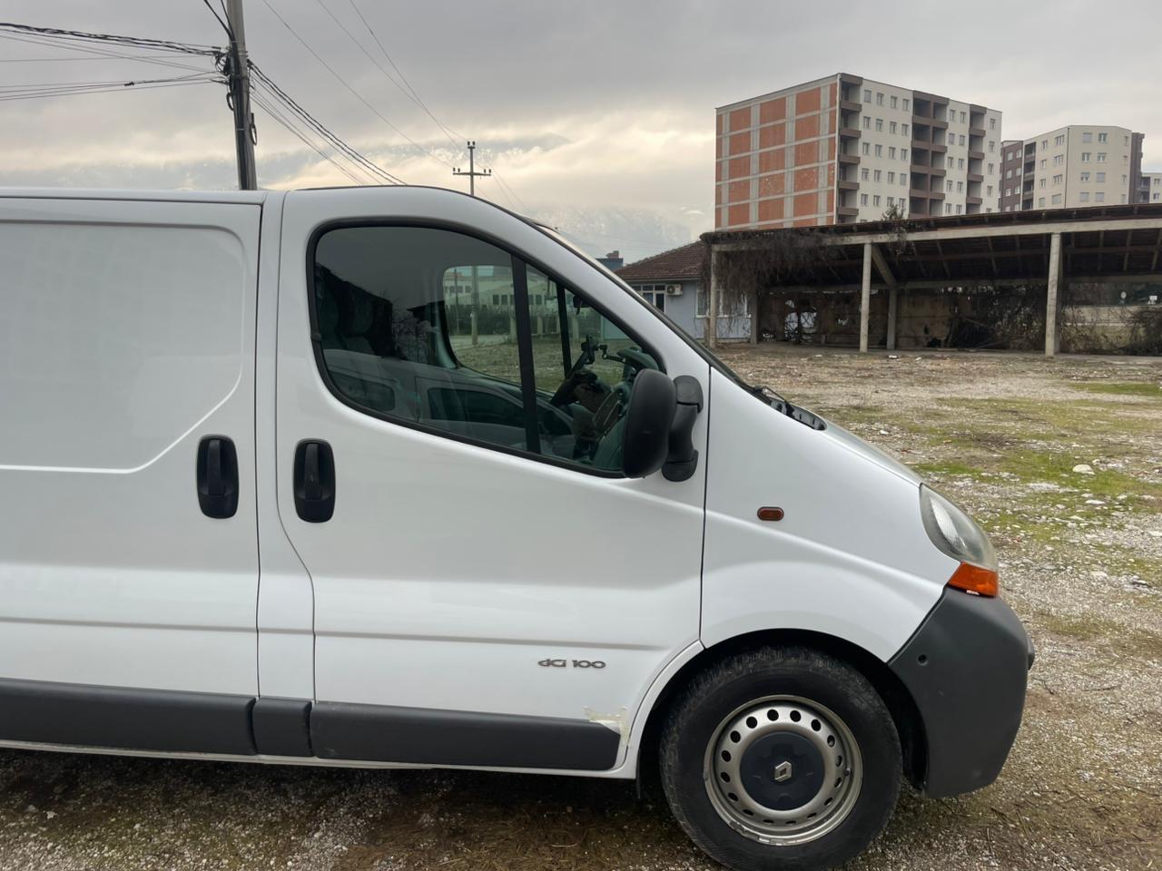 Renault-Trafic-t29-dci100