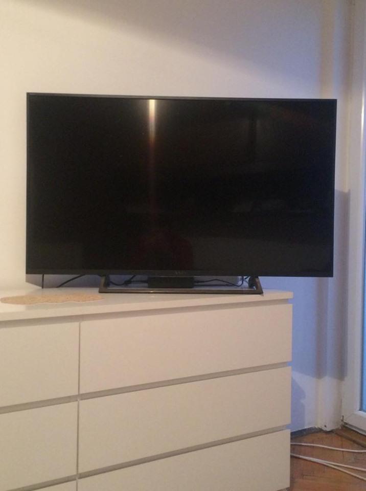TV--Sony--