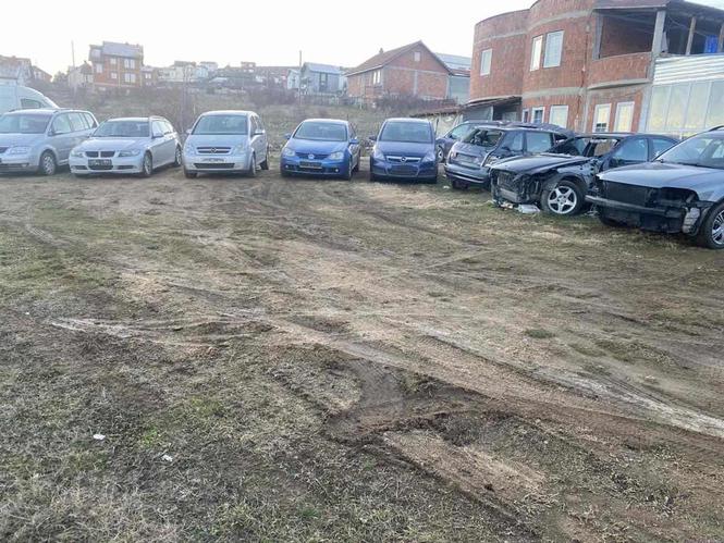 Auto pjes