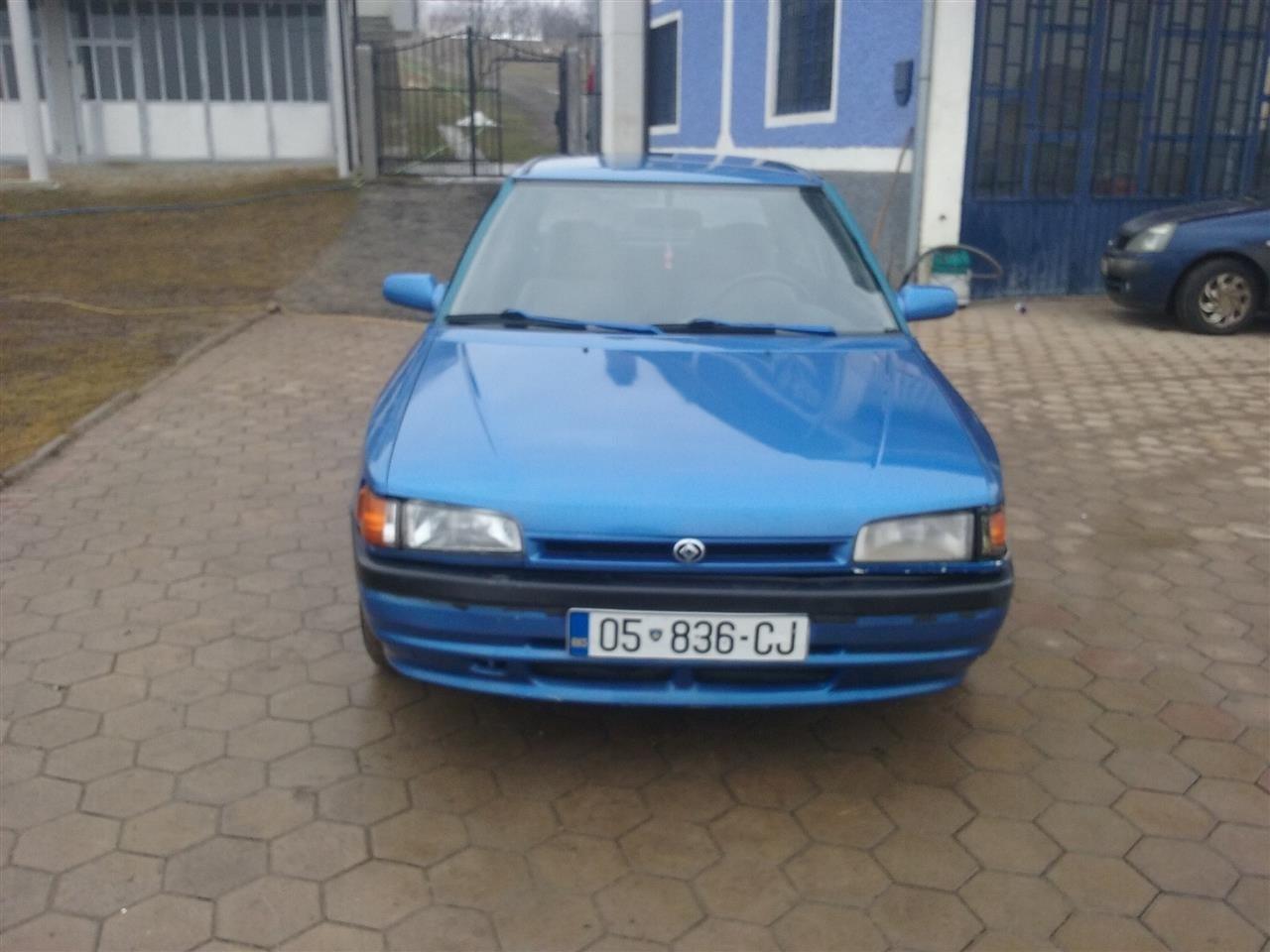 mazda323