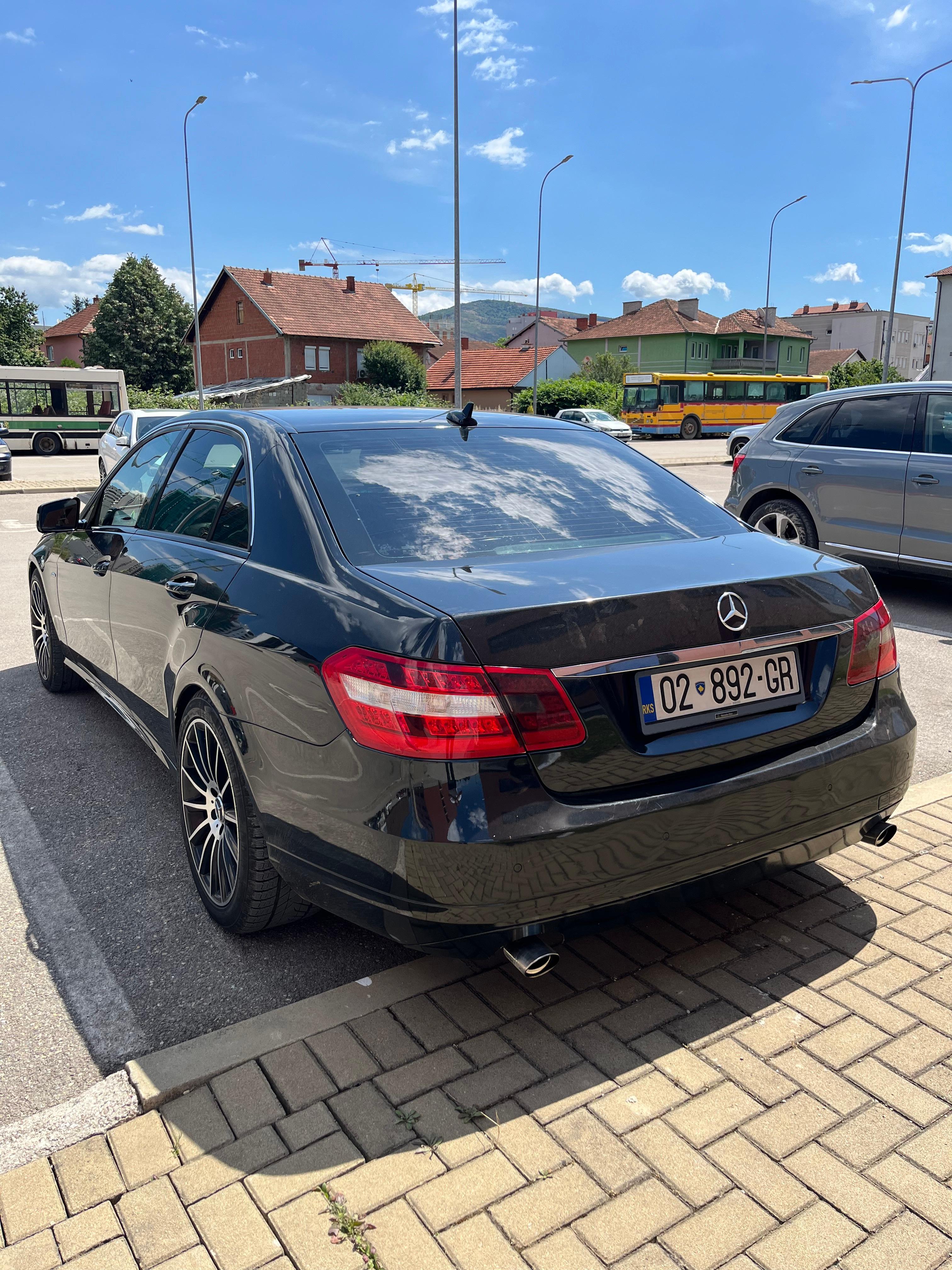 Mercedez-Benz-E-class