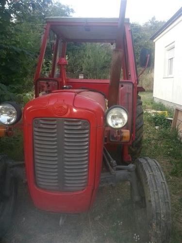 Traktor ferguson 33