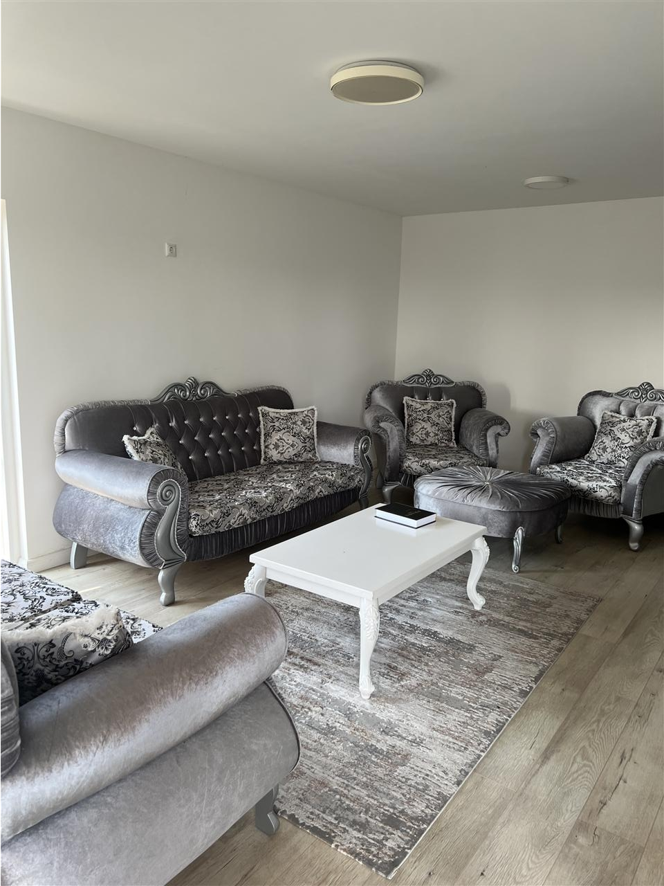 Shiten-2-villa-te-gatshme-per-banim-afer-Valit-Ranch