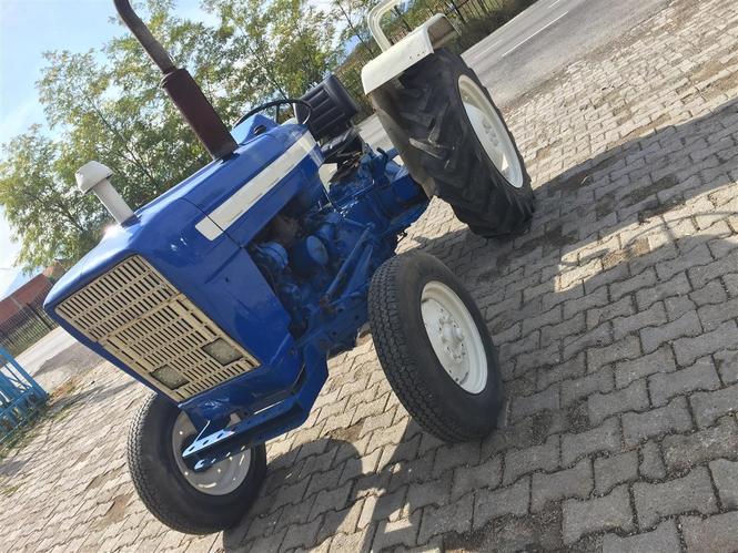 Ford 3000