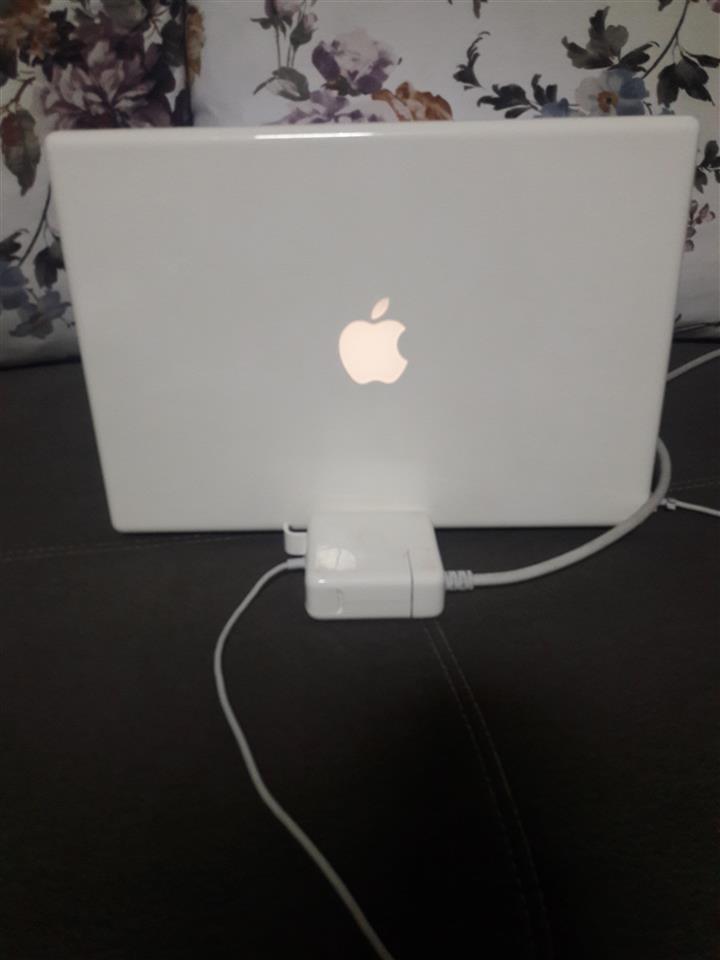 MacBook