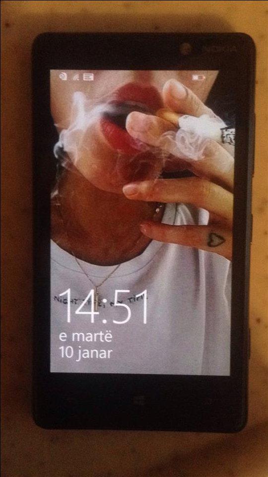 Nokia-Lumia-820-