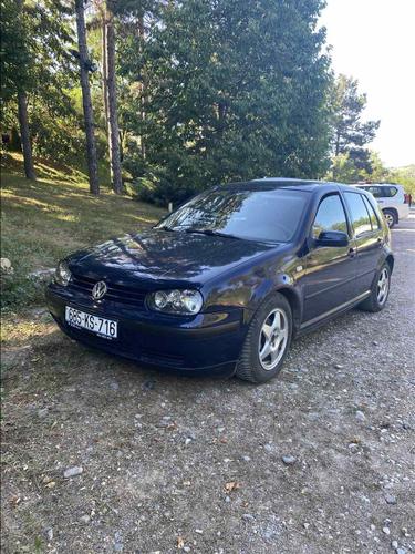 VW Golf 4