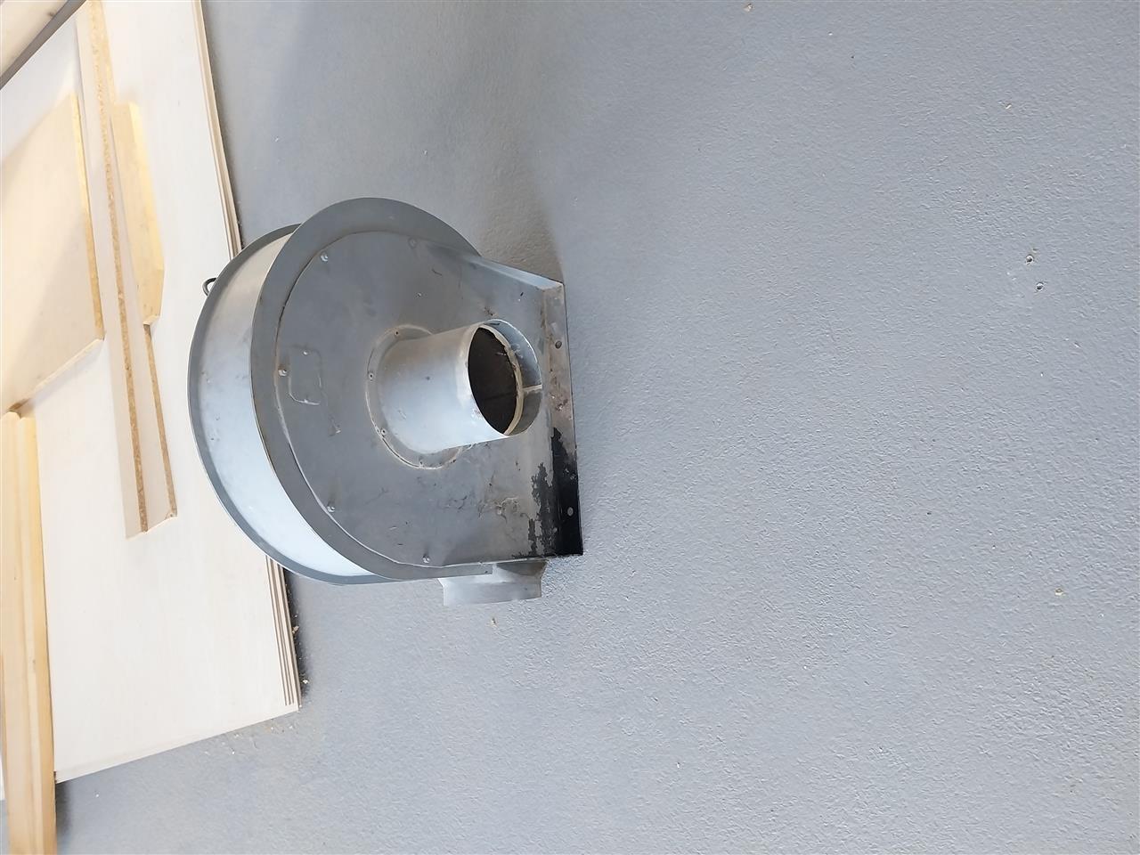 Ventilator-