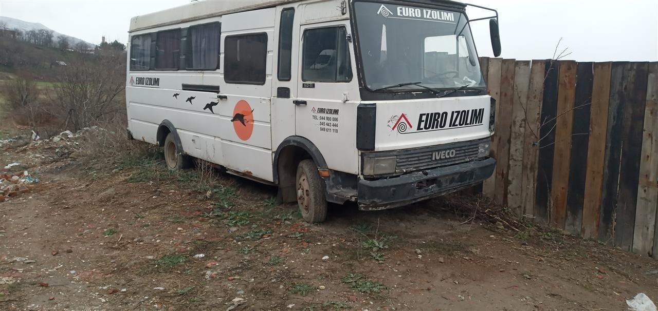 Minibus