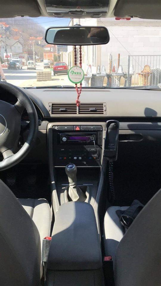 Shitet-Audi-A4-1-9