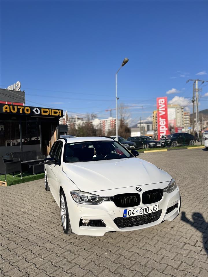 BMW-320i-