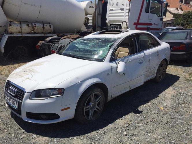 Shitet Audi a4 