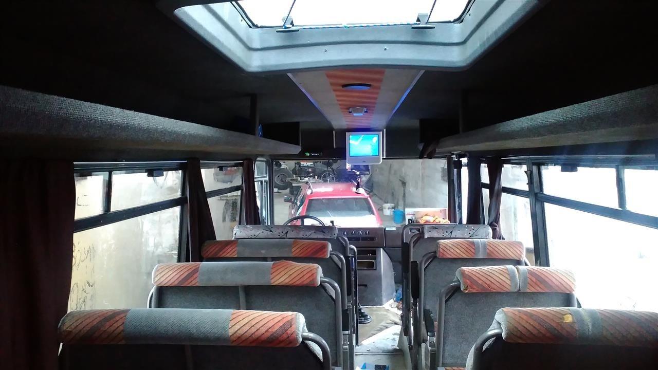 MINIBUS