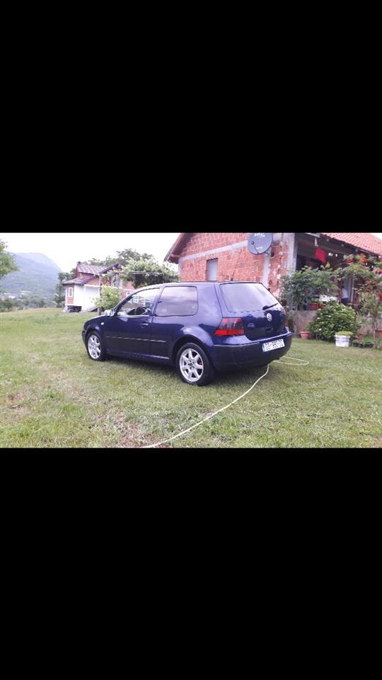 VW-Golf-4