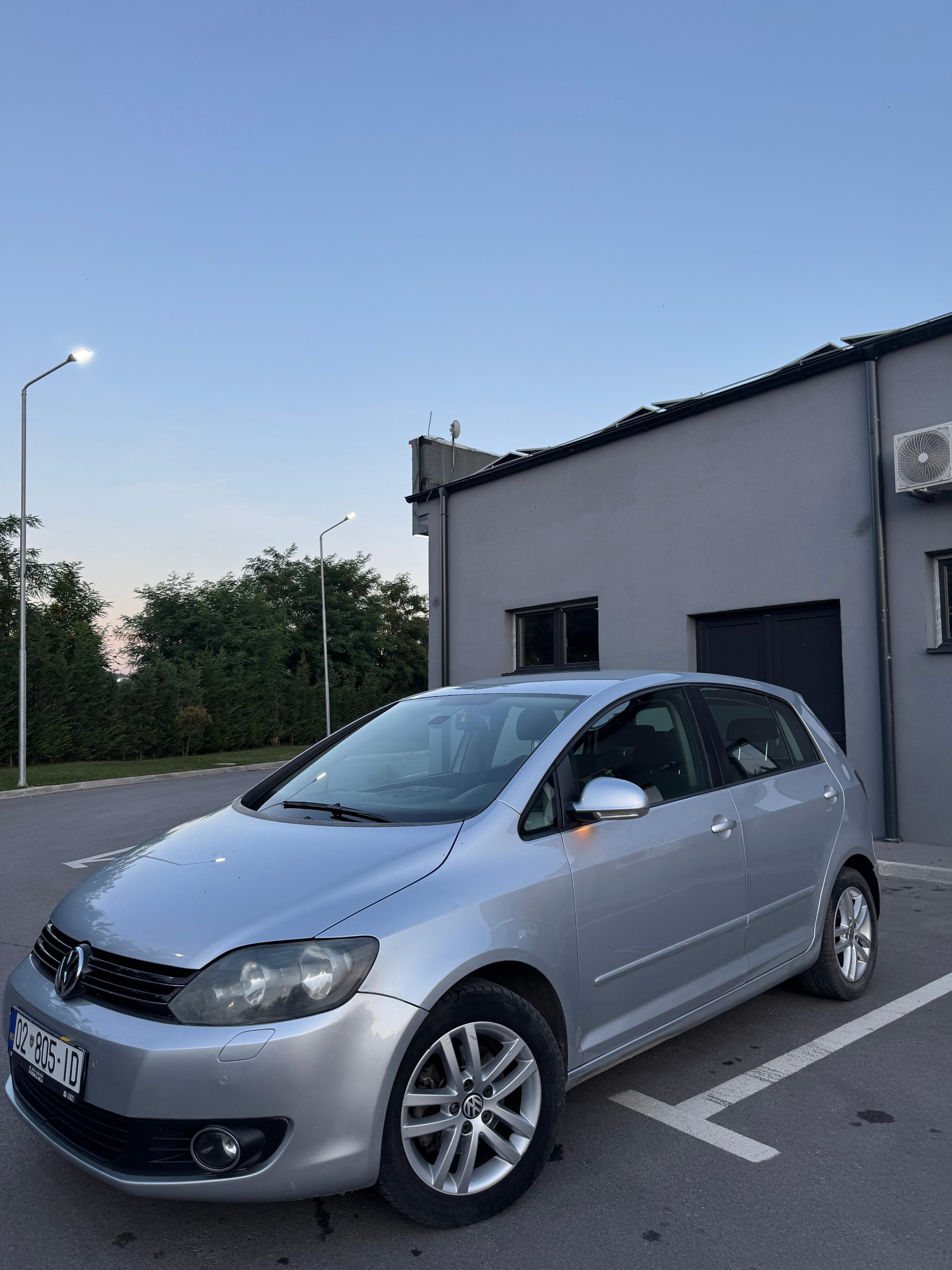 GOLF-6-PLUS