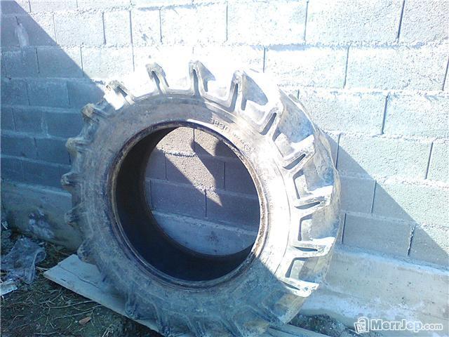 Gom-per-traktor