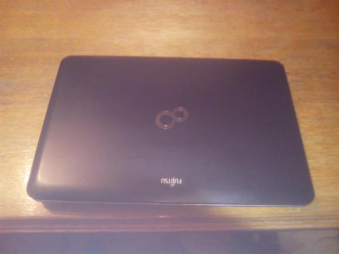 Laptop Fujitsu