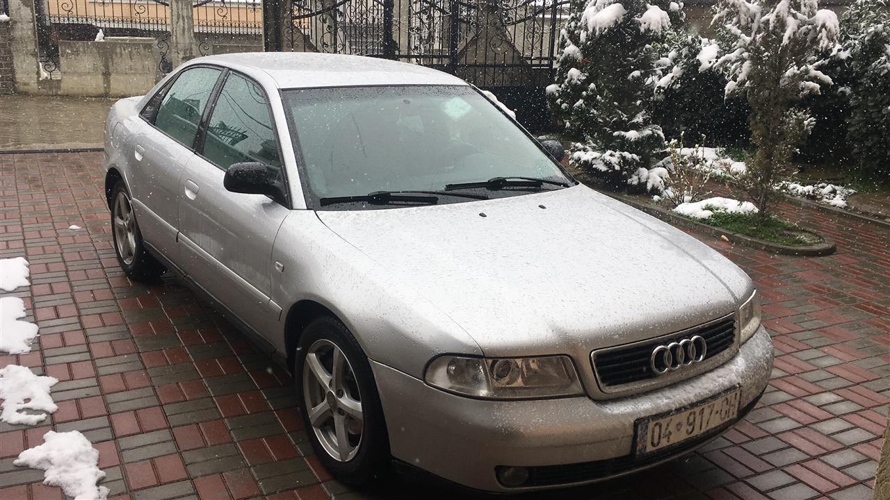 AUDI-A4