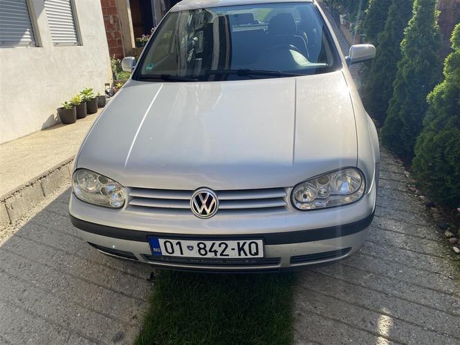 Golf 4