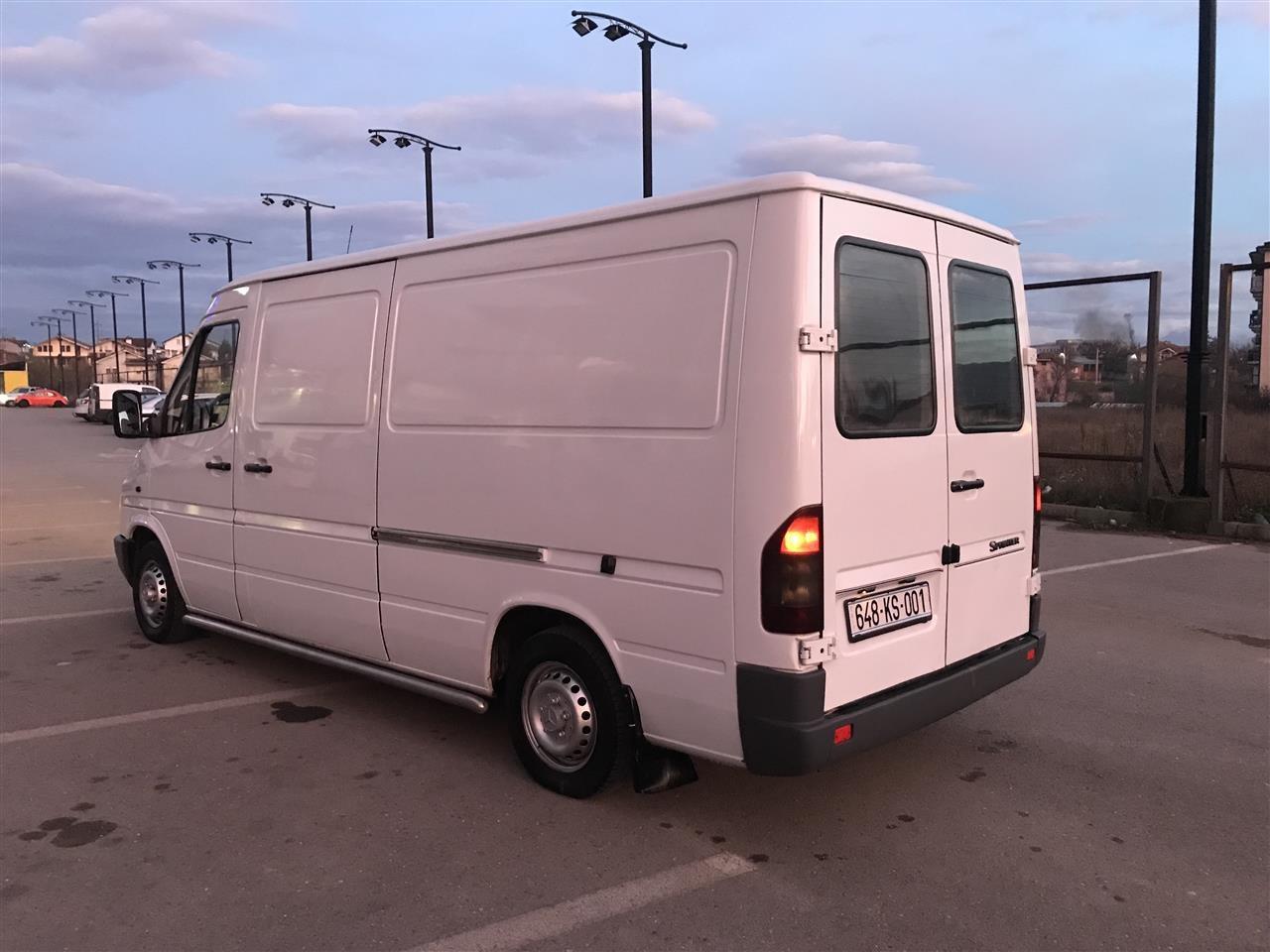 Sprinter-210-D-