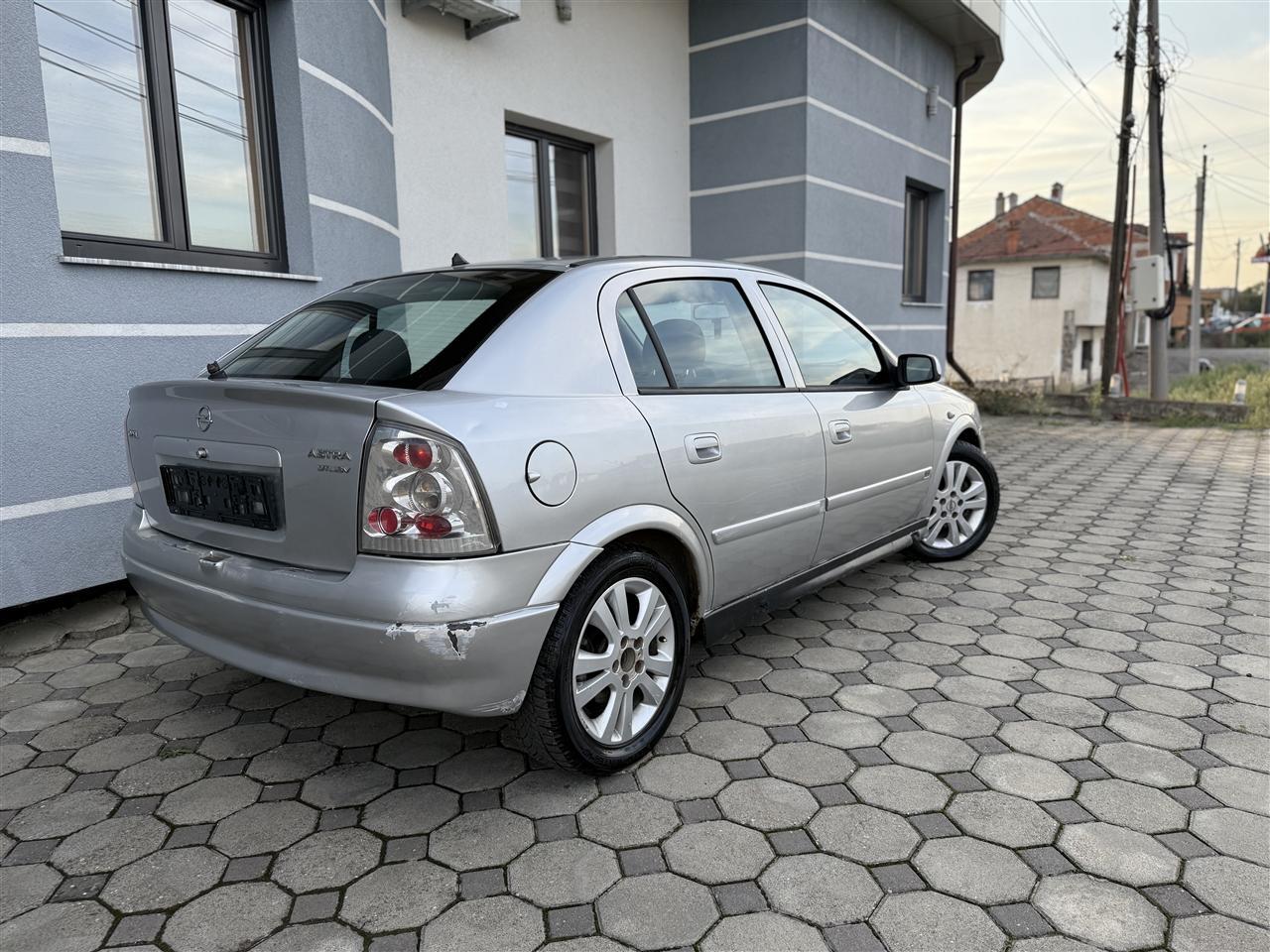 -Opel-Astra-2-0-DTI-