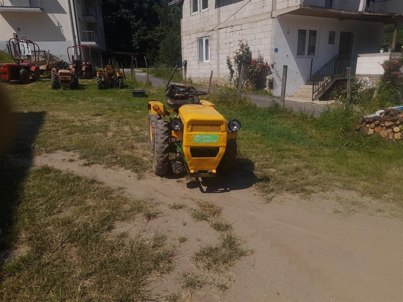 Traktor