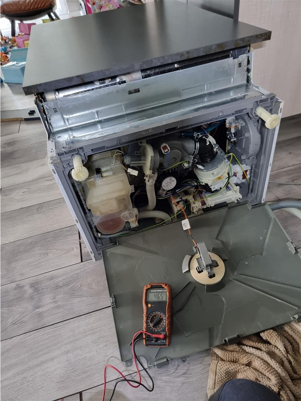 ELEKTRO-SERVIS-044-308-645