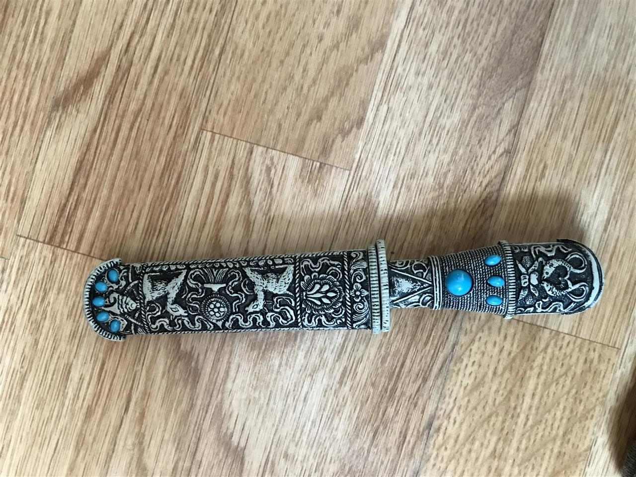 Thikë-