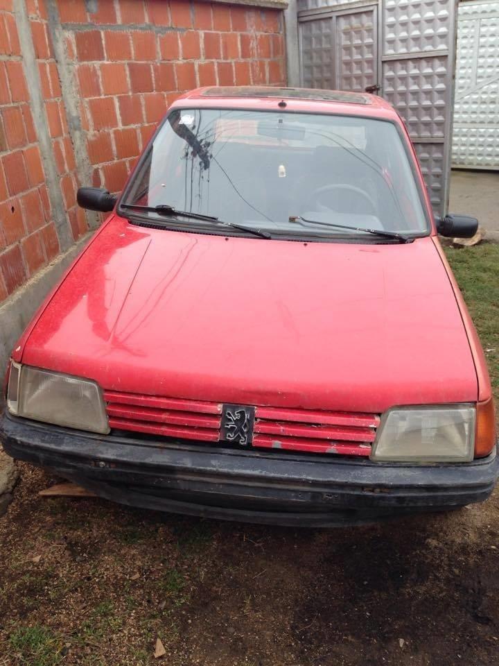 Peugoet-205