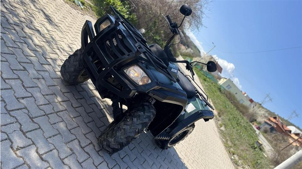 Atv-4x4-700-cc