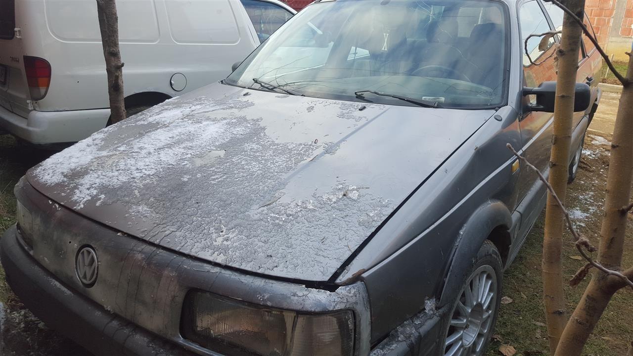 pasat-2-ford-92