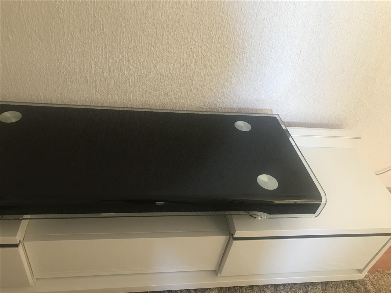 Komode-per-TV
