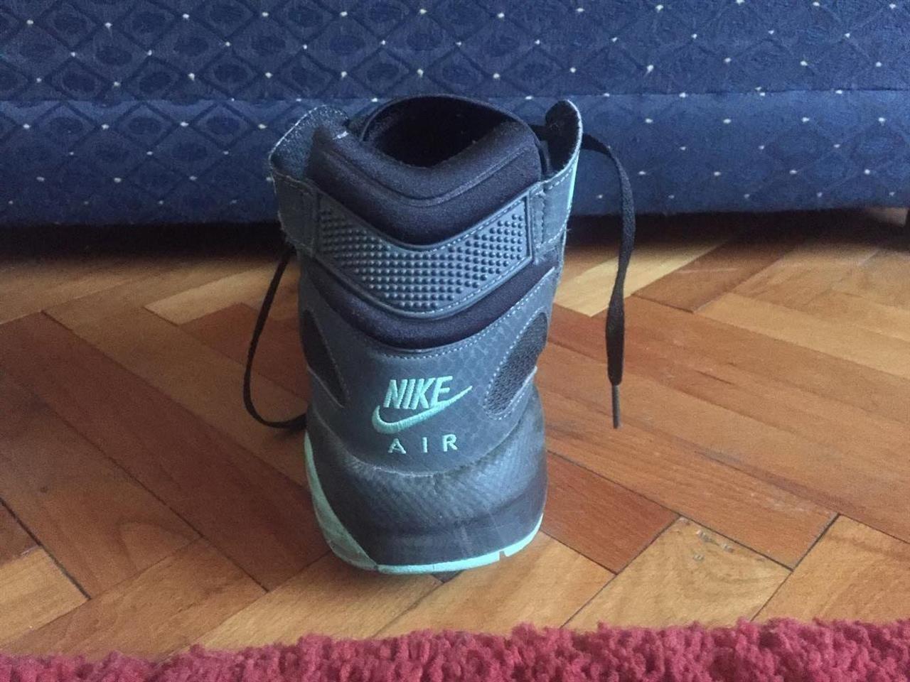 Nike