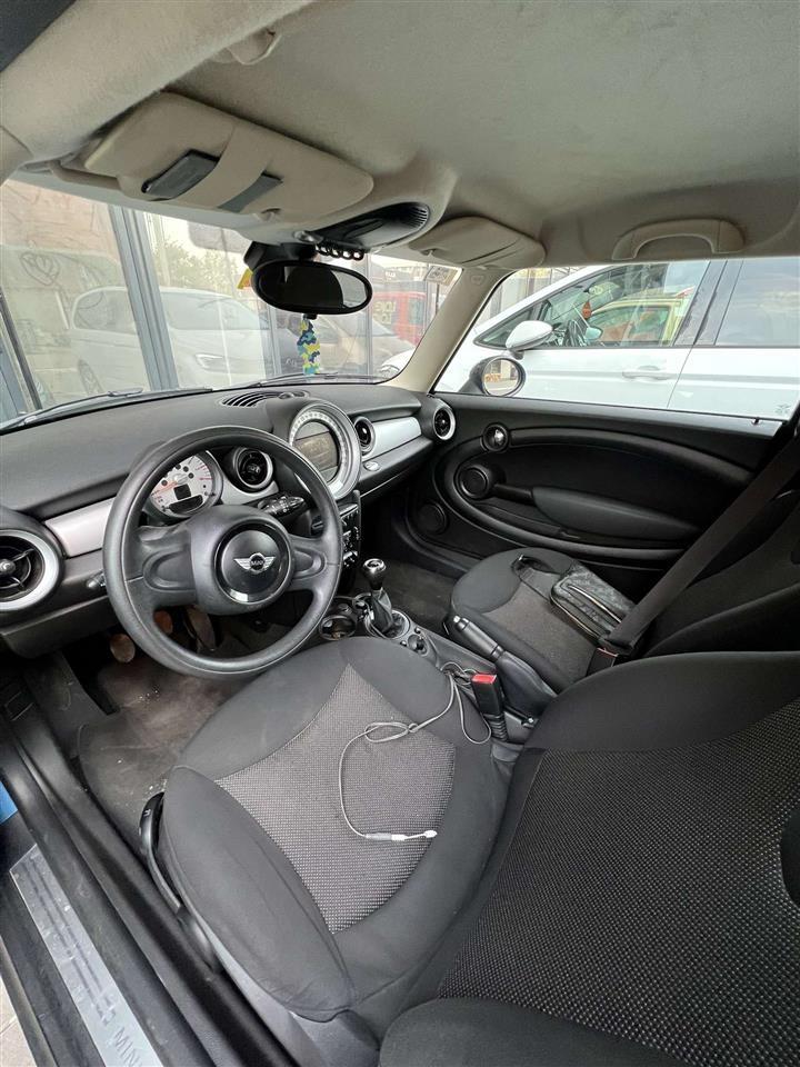 Shitet-Mini-Cooper-One