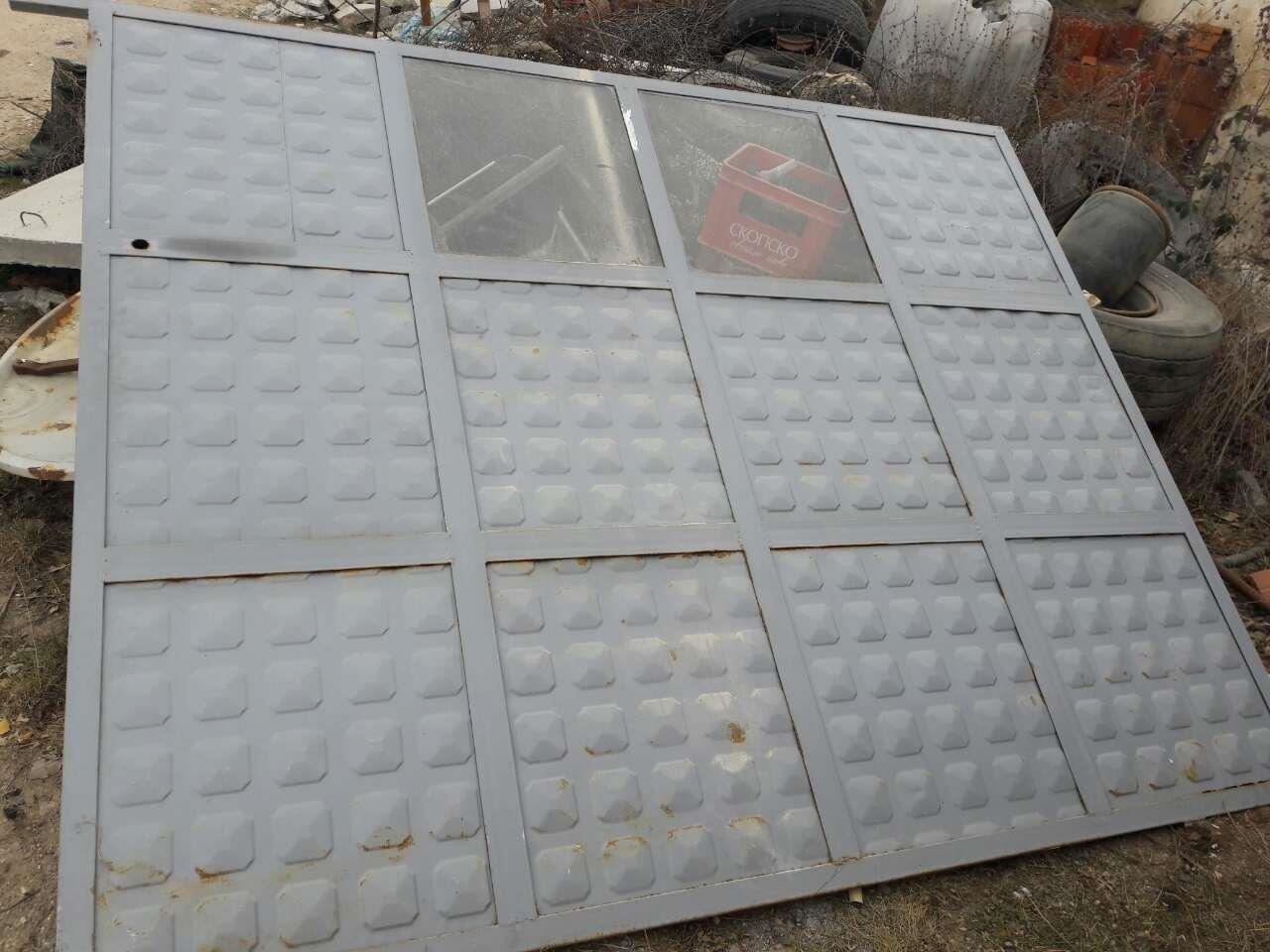 Derë-për-garazhë