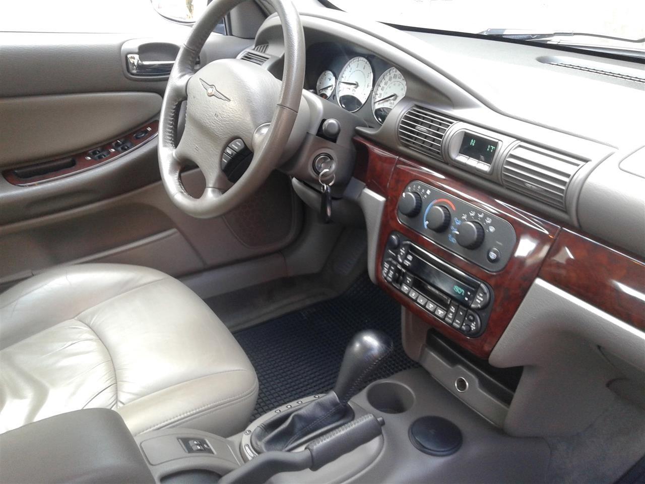 Chrysler-Sebring--02