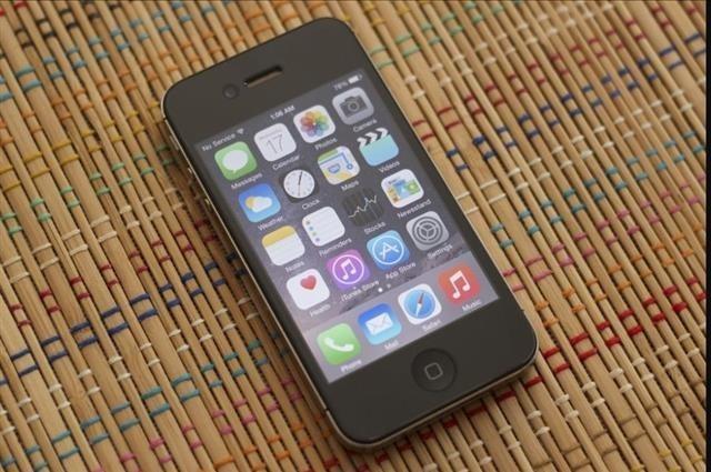 iPhone 4S 100$