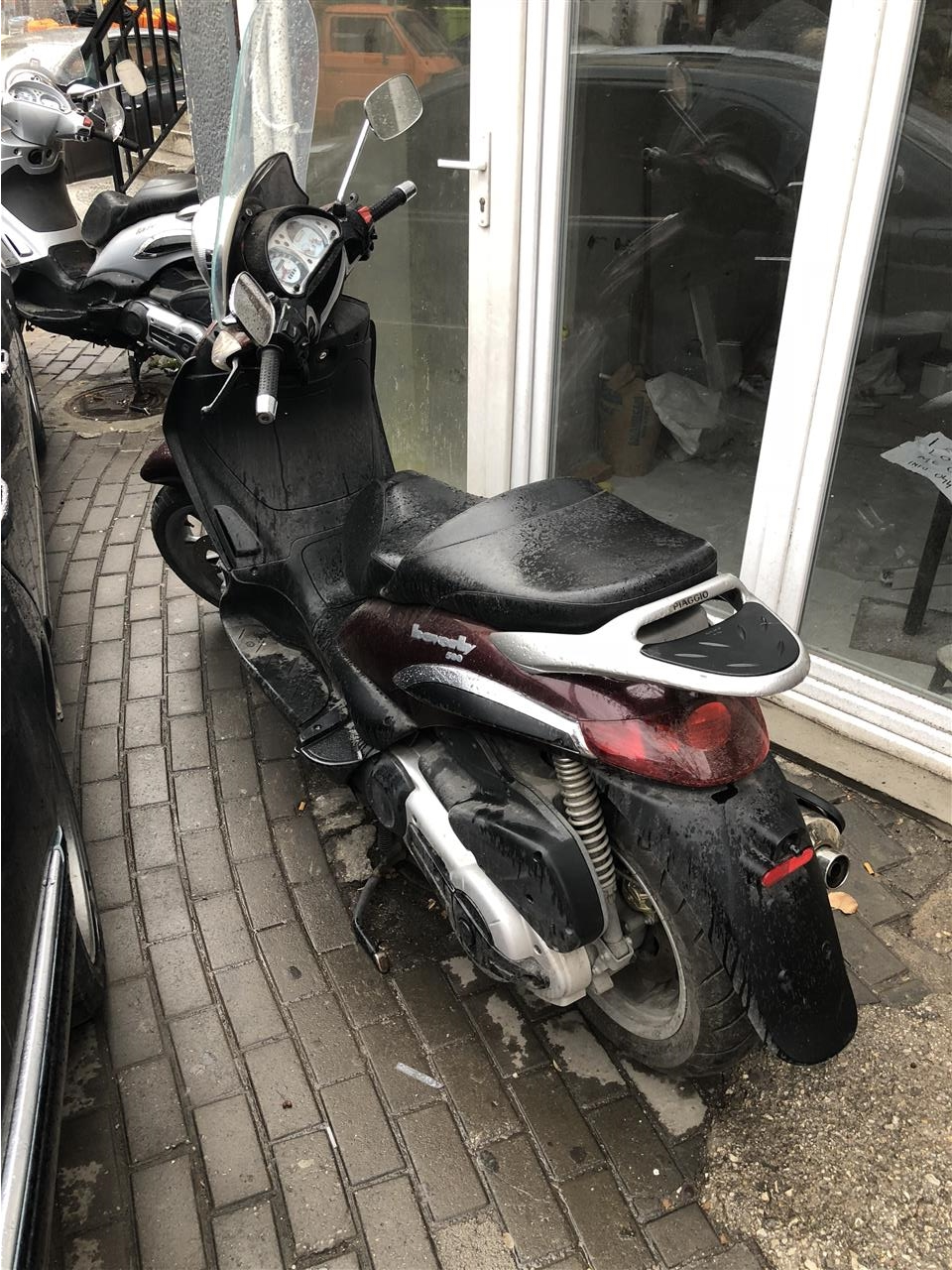 Piaggio-Beverly-500cc-2006