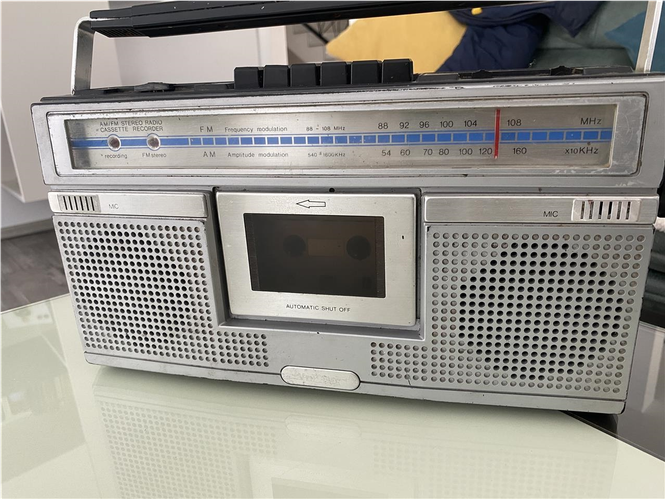 Radio e vjeter