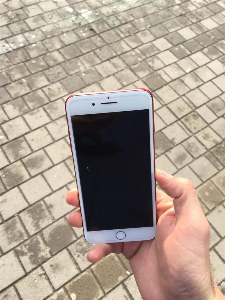 iPhone-7-Red