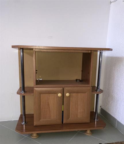 Komod per tv
