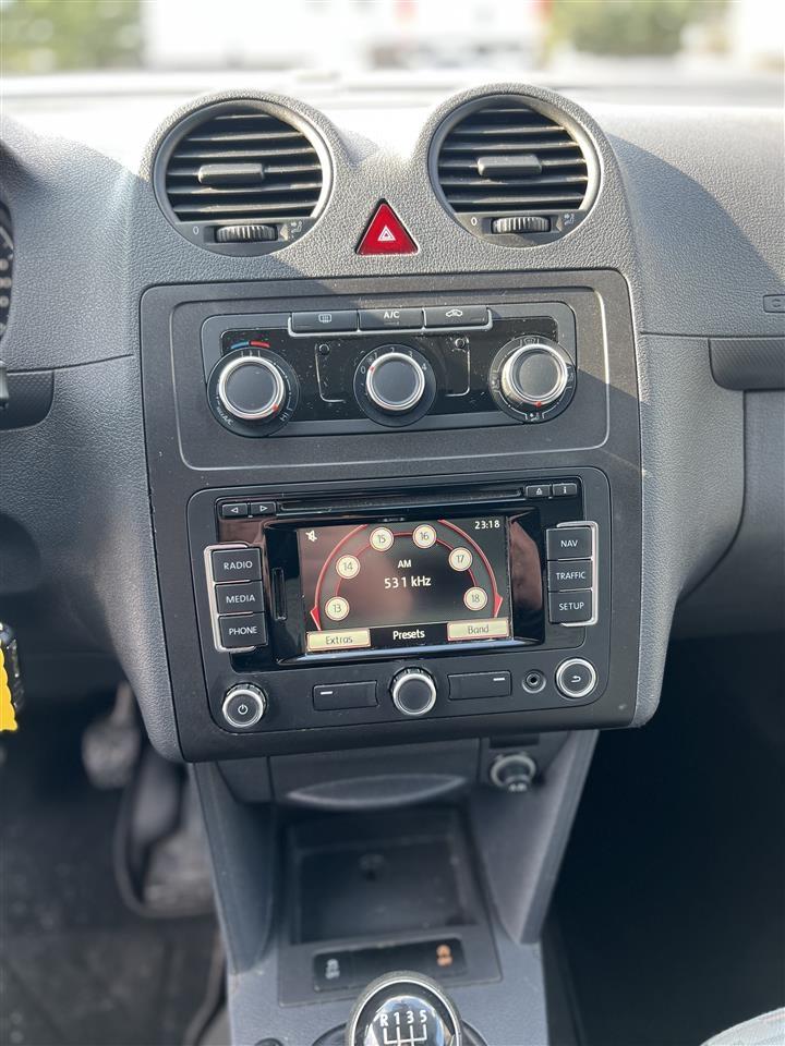 Volkswagen-Caddy-