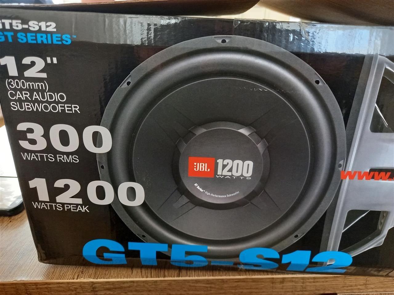 Subwoofer Jbl 1200 Watt Ferizaj