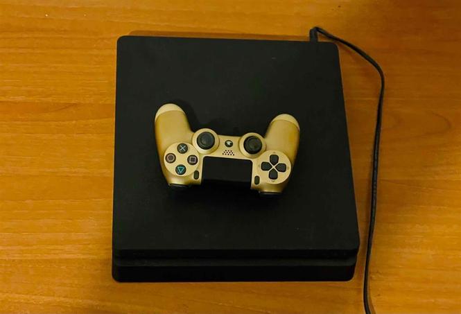 Shitet PS4