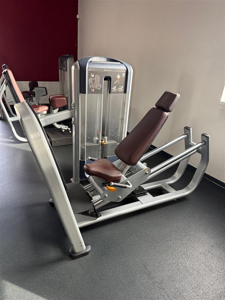 Shiten-komplet-vegla-nga-brendi-precor