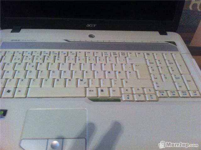 Llaptopë Acer