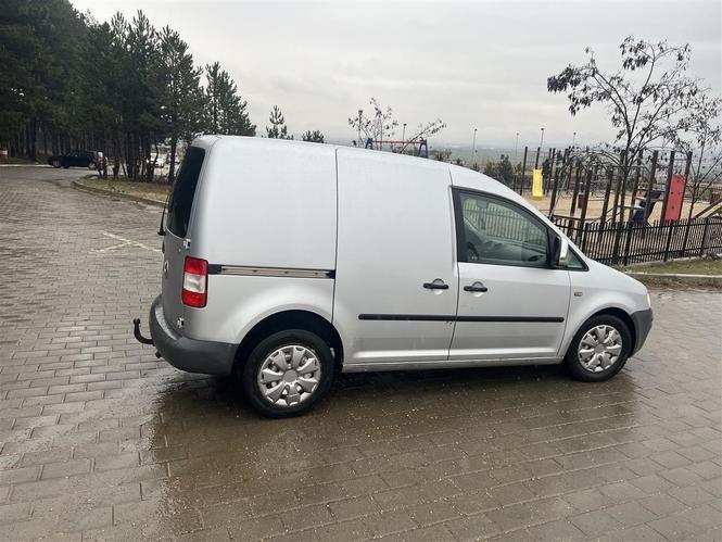 Shitet Pikapi VW Caddy